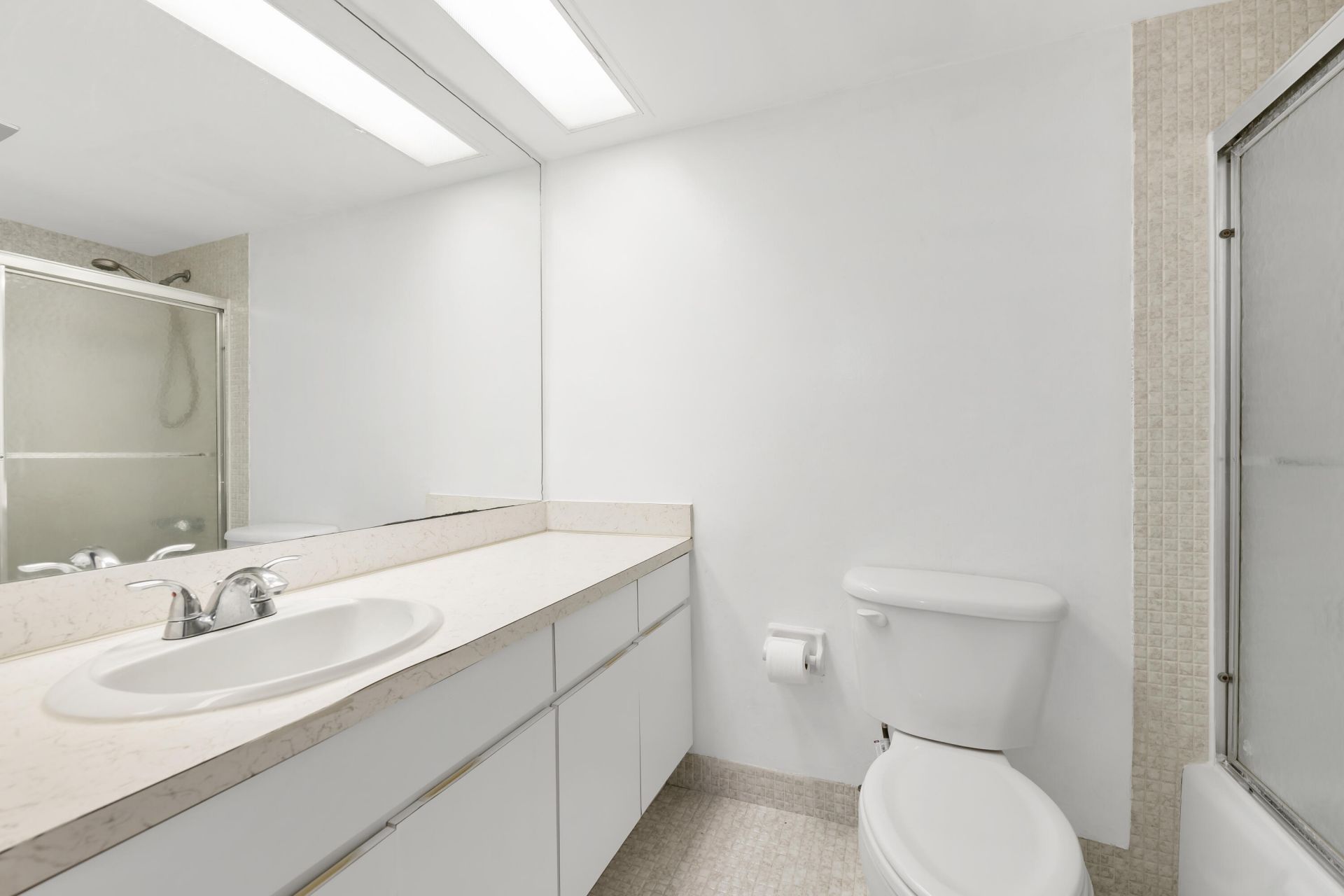 3051 N Course Drive, Unit 211, Pompano Beach, FL 33069 Photo