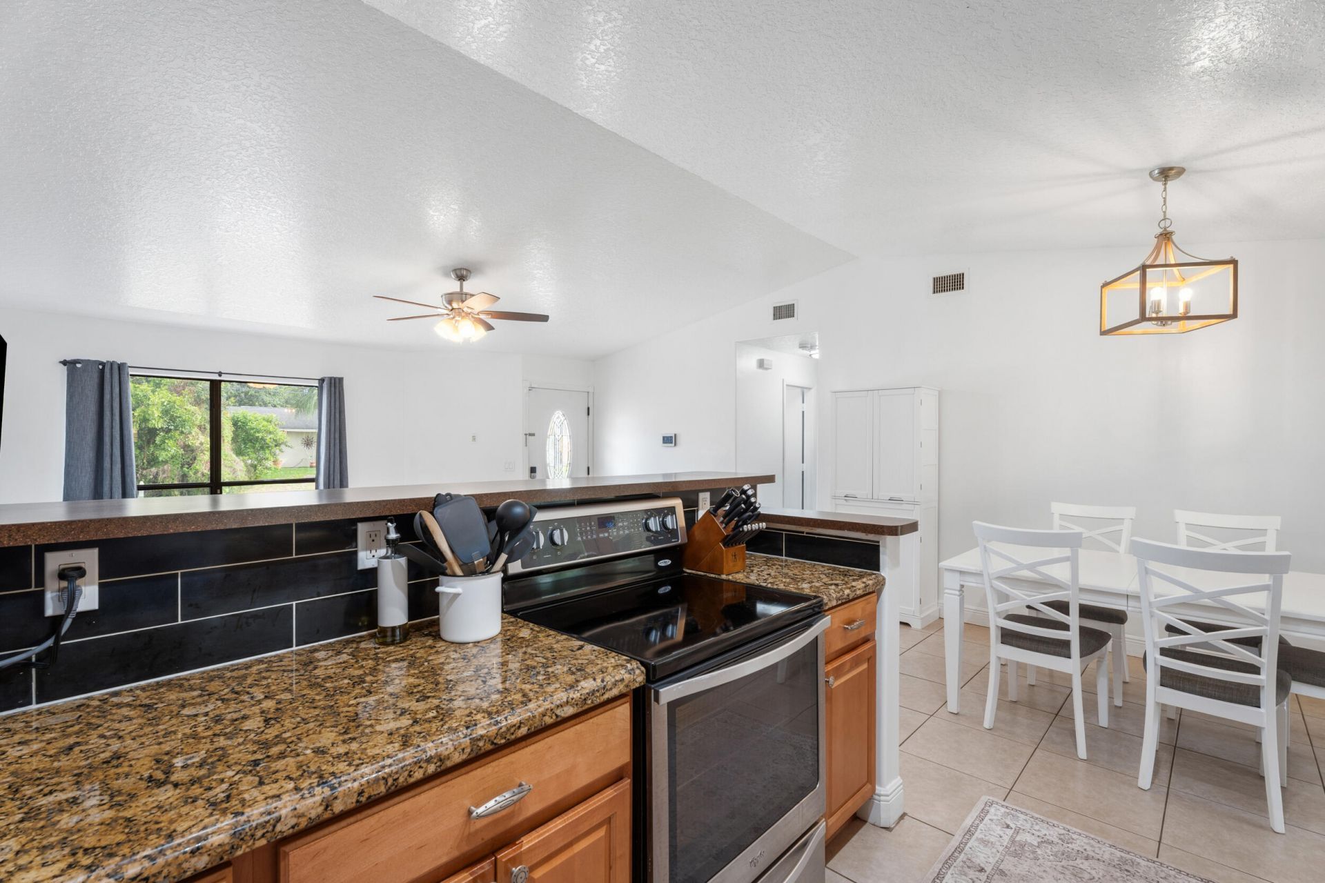 452 SW David Terrace, Port Saint Lucie, FL 34953 Photo