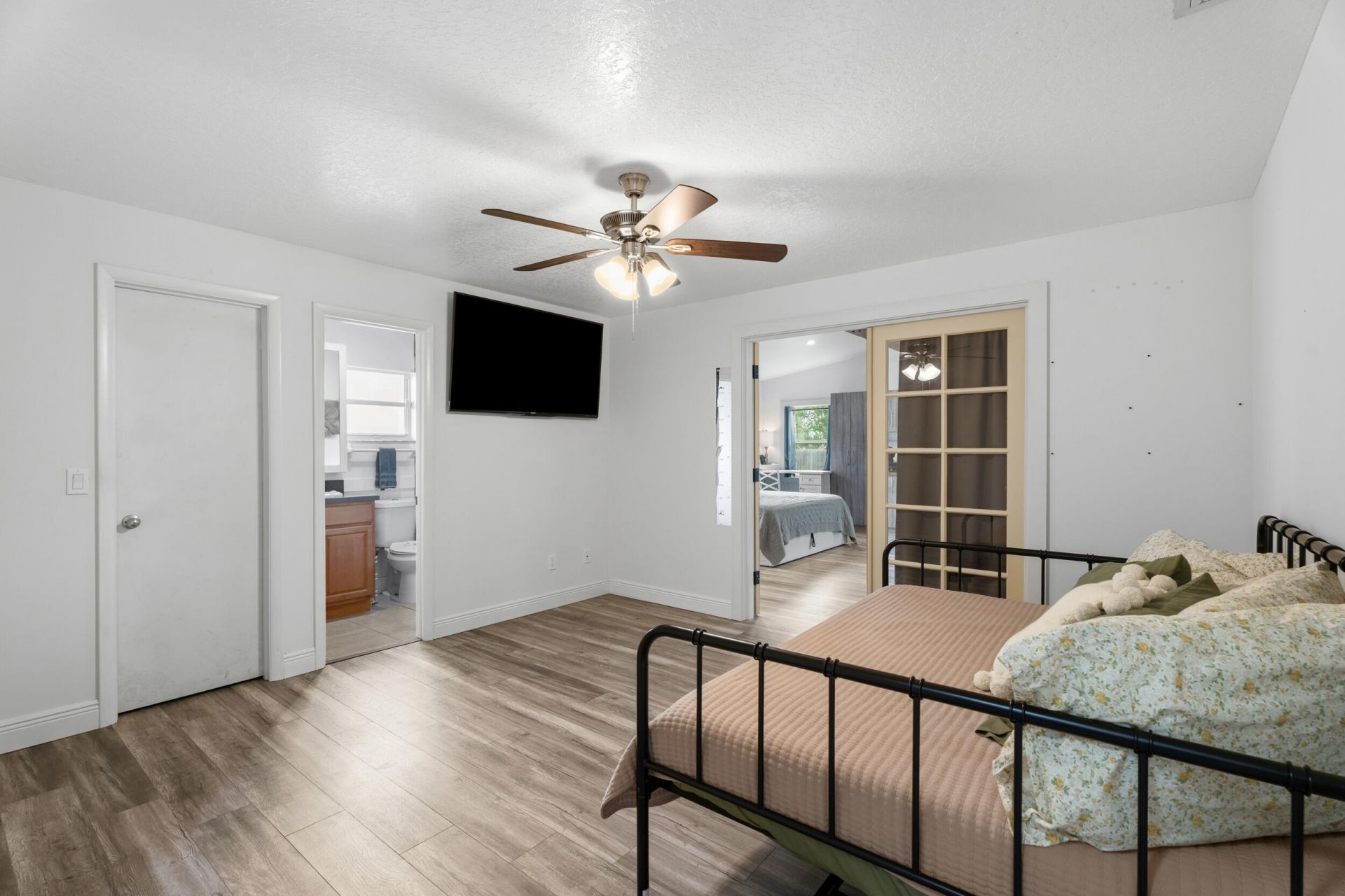 452 SW David Terrace, Port Saint Lucie, FL 34953 Photo