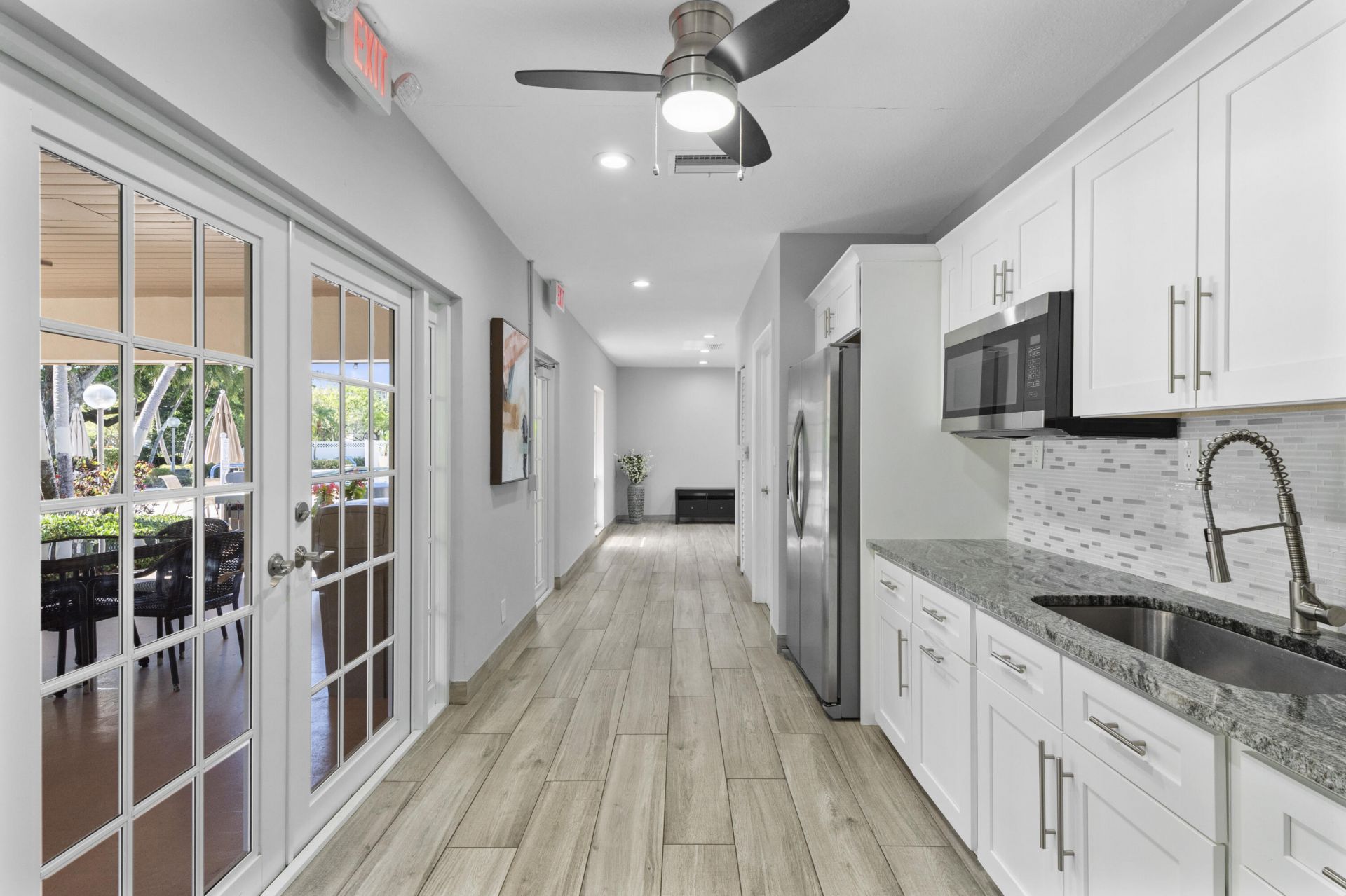 3499 Oaks Way, Unit 806, Pompano Beach, FL 33069 Photo