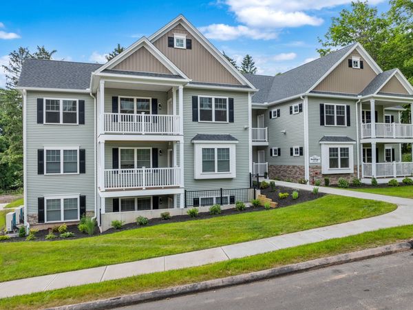 64 East Mitchell , Unit 38, Cheshire, CT 06410