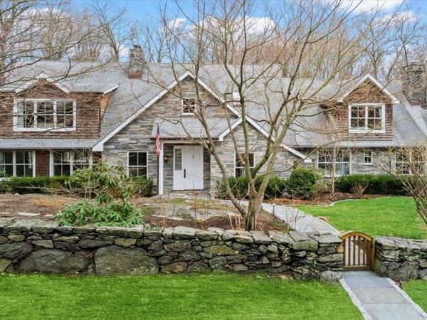 28 Winfield Avenue , Harrison, NY 10528