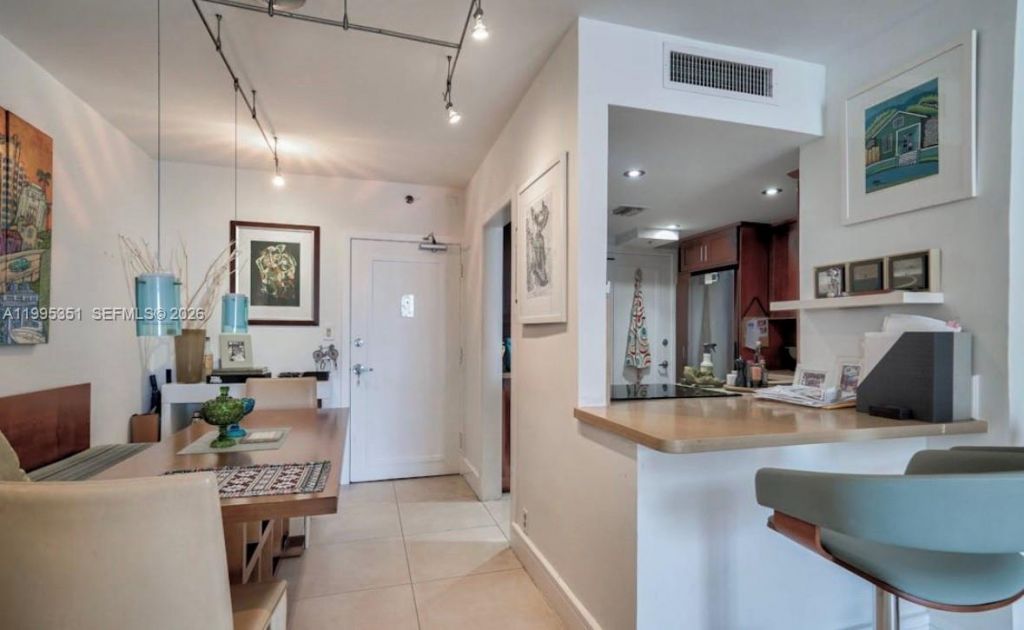 1000 West Ave , Unit 1423, Miami Beach, FL 33139 Photo