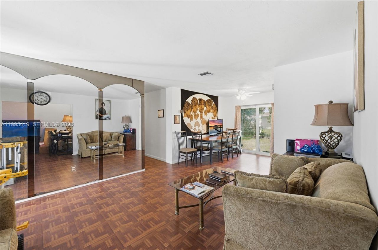 18830 NW 29th Pl , Miami Gardens, FL 33056 Photo