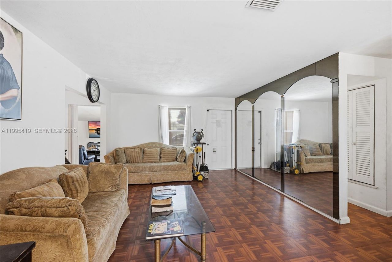 18830 NW 29th Pl , Miami Gardens, FL 33056 Photo