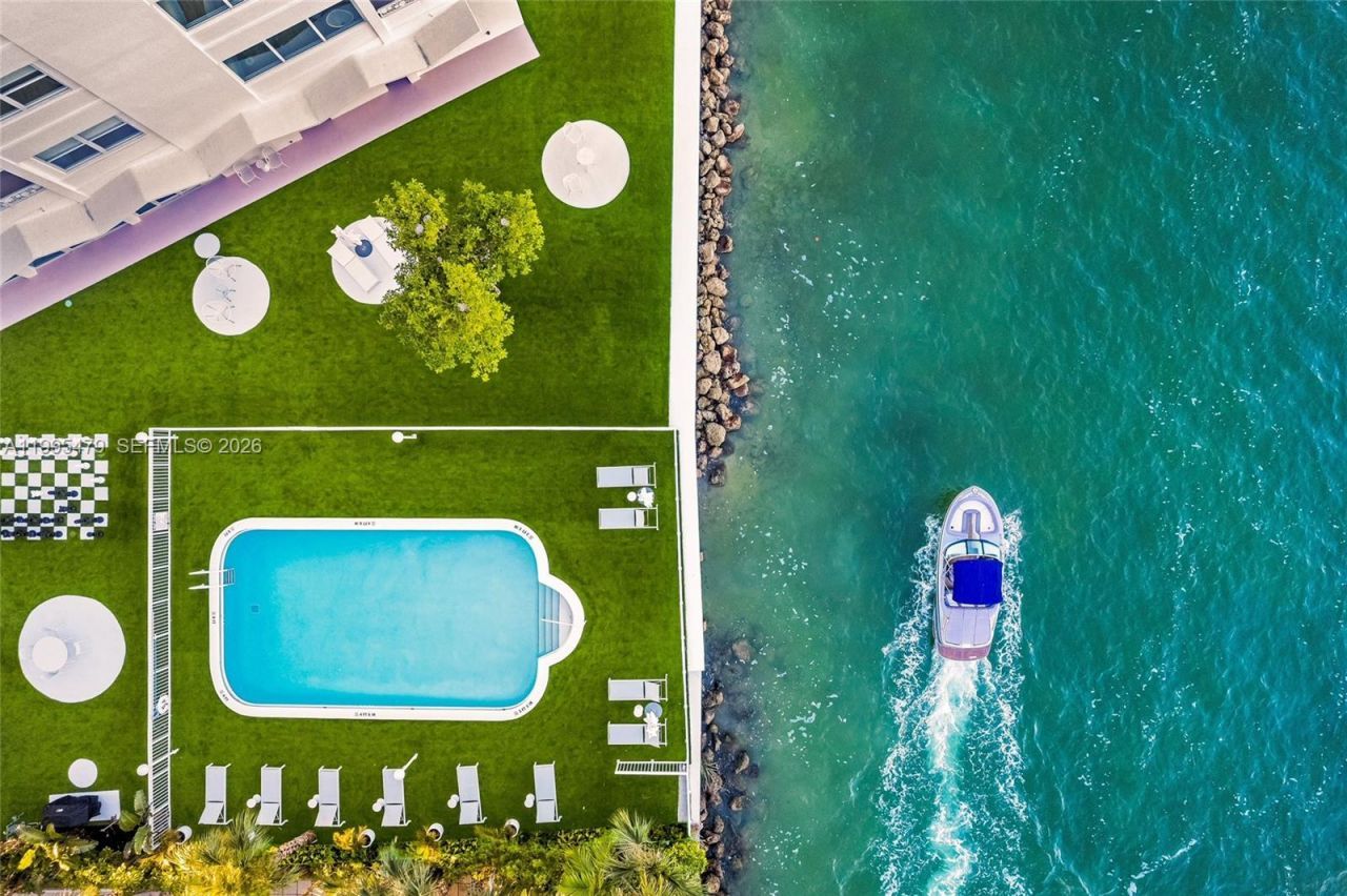 9881 E Bay Harbor Dr , Unit 401, Bay Harbor Islands, FL 33154 Photo