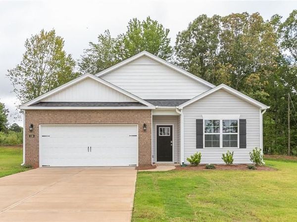 3123 Hannaford Drive, Mebane, NC 27302