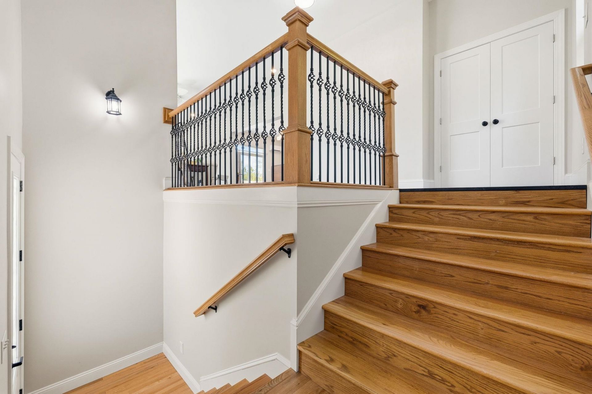 60 Madison Dr. Photo 10