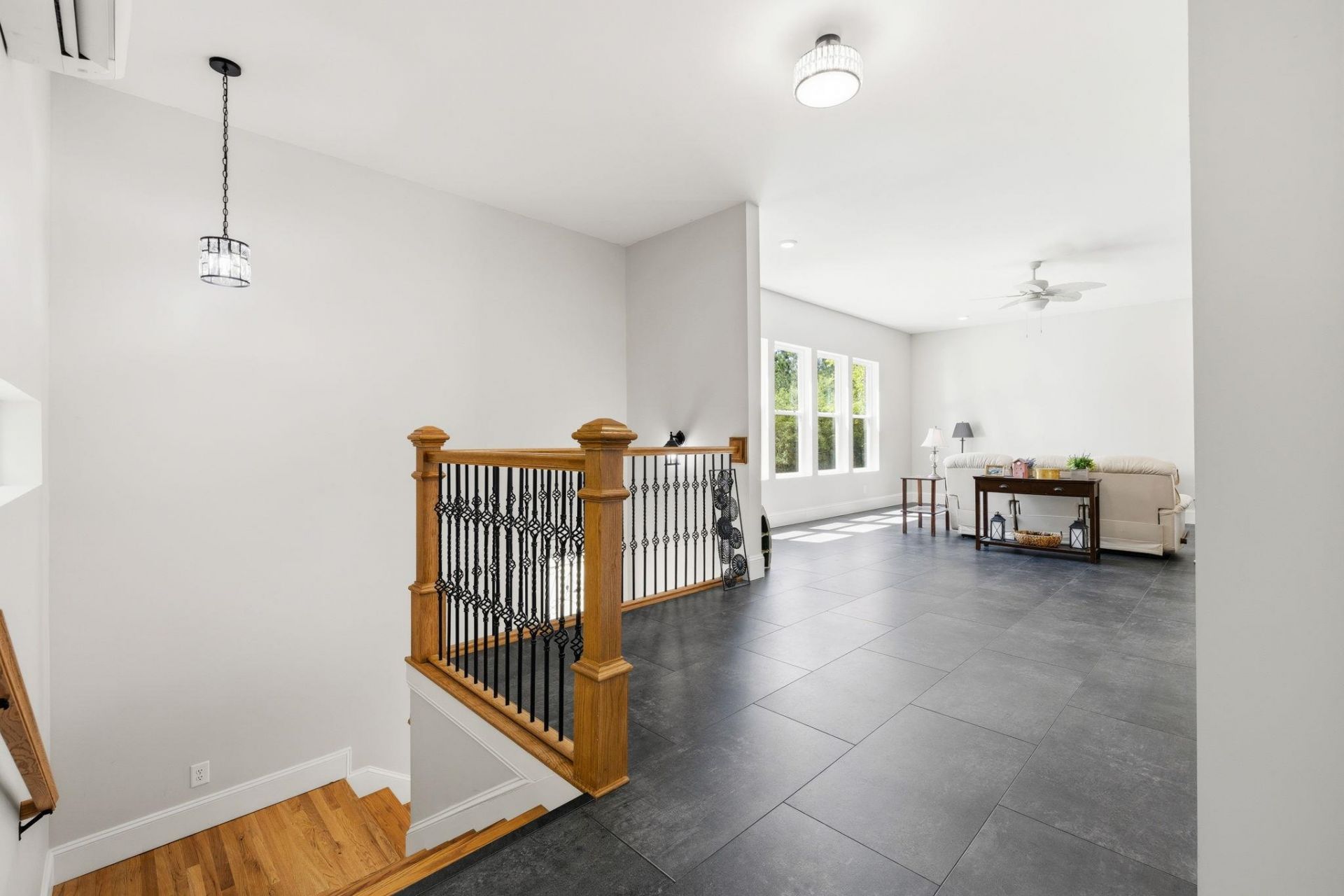 60 Madison Dr. Photo 11