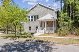 60 Madison Dr. photo 4