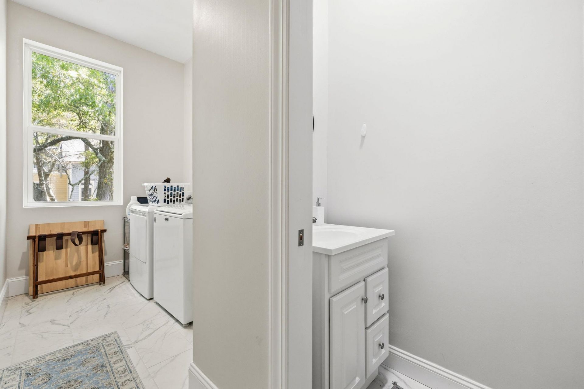 60 Madison Dr. Photo 26