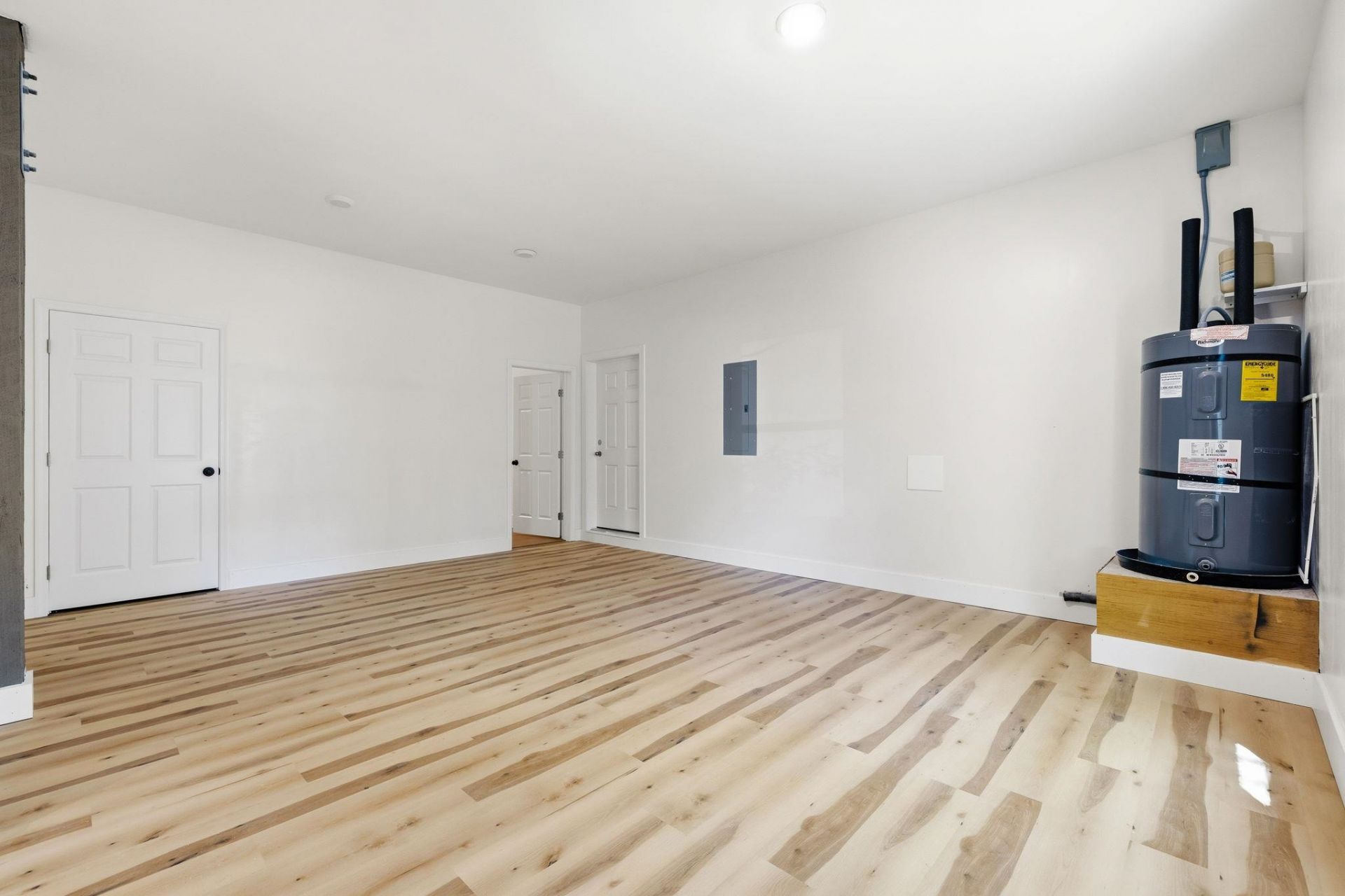 60 Madison Dr. Photo 29