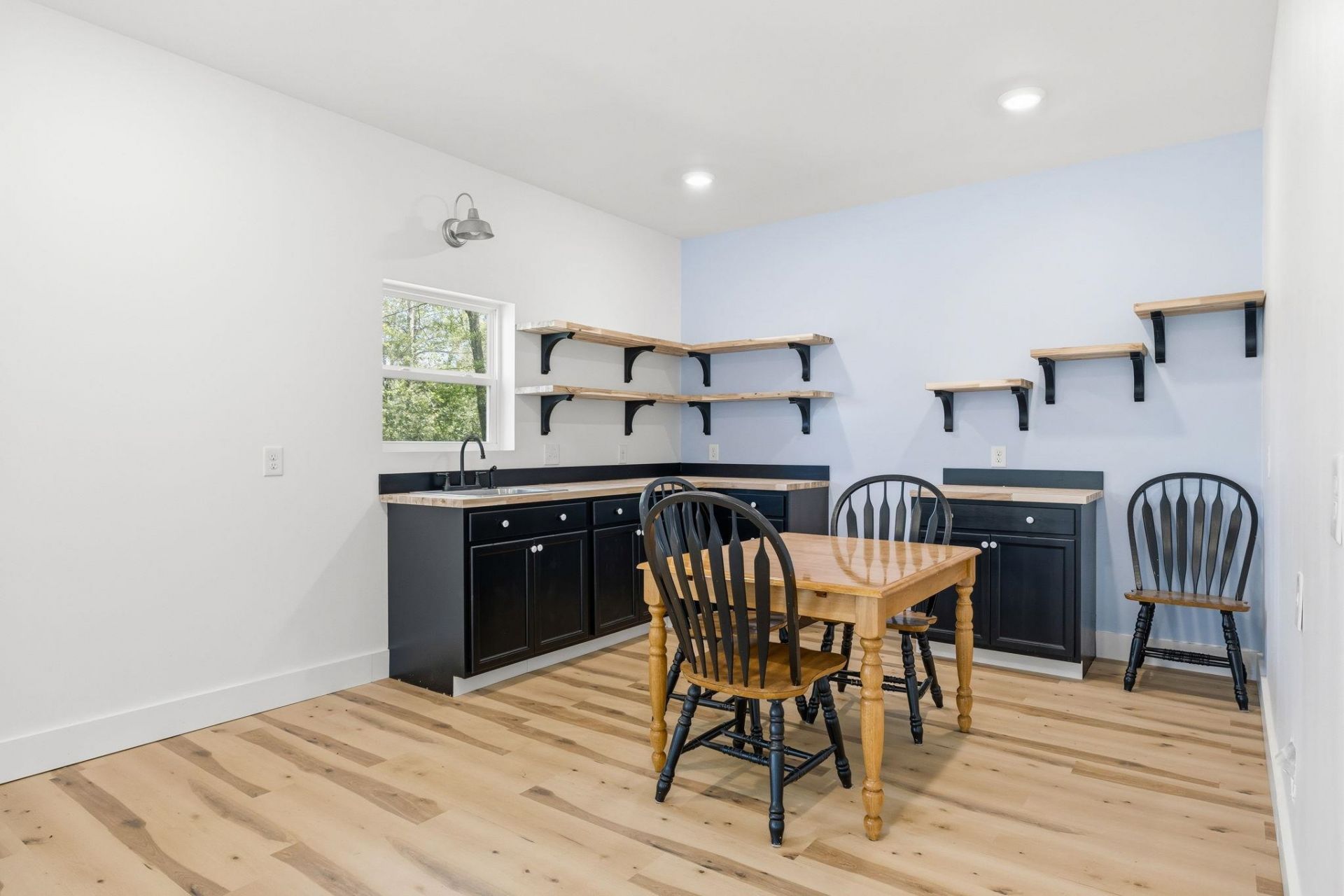 60 Madison Dr. Photo 33