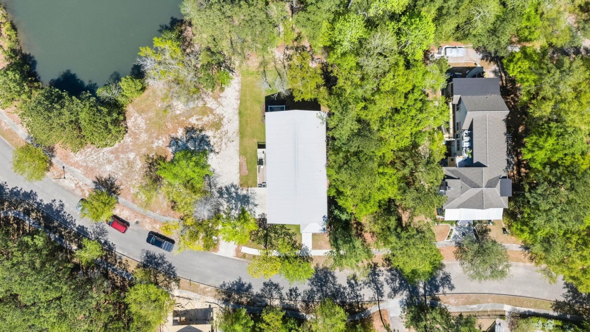 60 Madison Dr. Photo 44