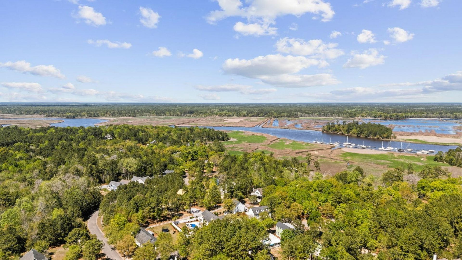 60 Madison Dr. Photo 45