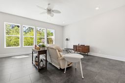 60 Madison Dr. photo 4