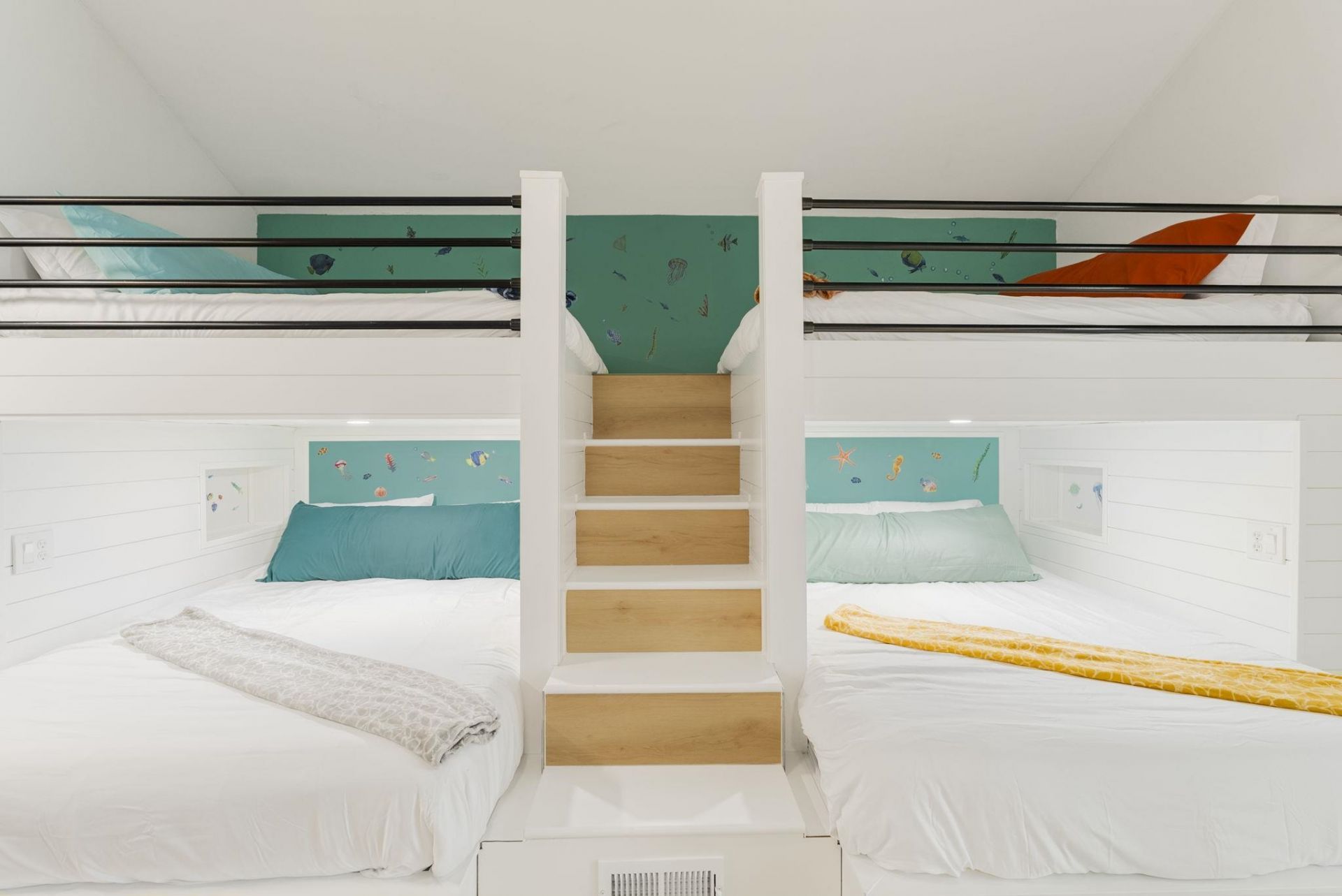 5700 Nixon St.  Photo 38