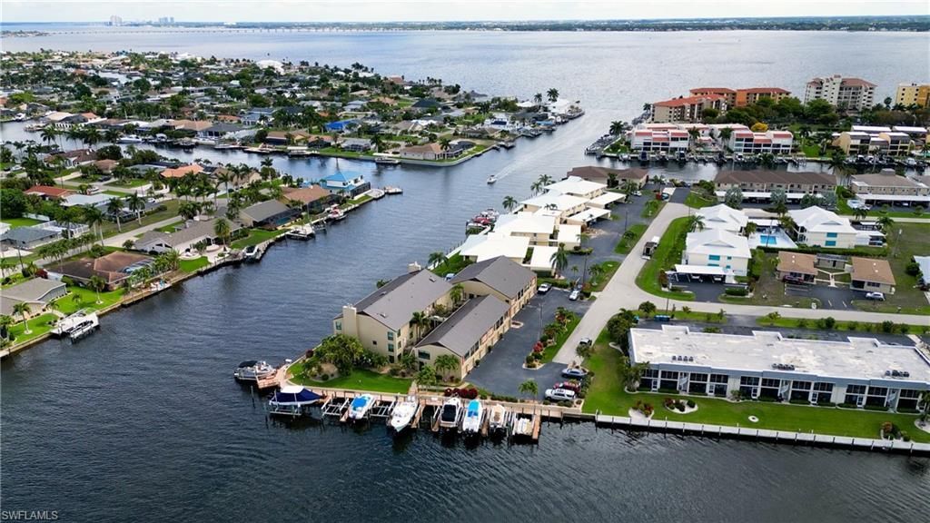 4016 SE 19th Ave, Unit 101, Cape Coral, FL 33904 Photo