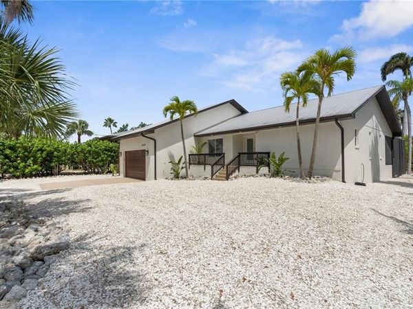 13270 Electron DR, FORT MYERS, FL 33908