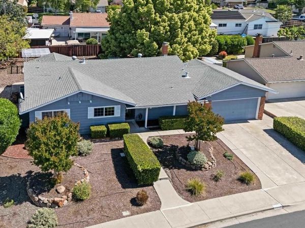 1724 Carriage Dr, Walnut Creek, CA 94598