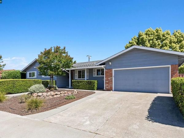 1724 Carriage Dr , Walnut Creek, CA 94598