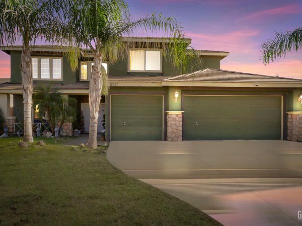 11527 Bay Meadows Lane, Bakersfield, CA 93312