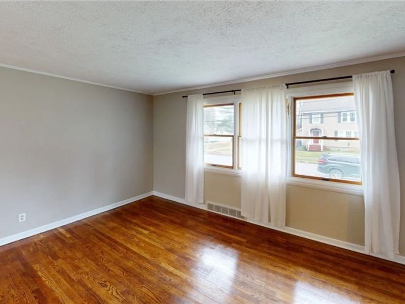 462 Roosevelt Avenue , Cuyahoga Falls, OH 44221 Photo 3