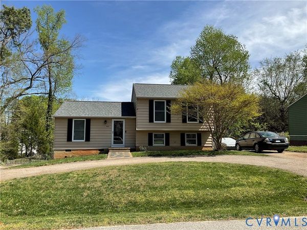 4401 Fieldstone Court , North Chesterfield, VA 23234