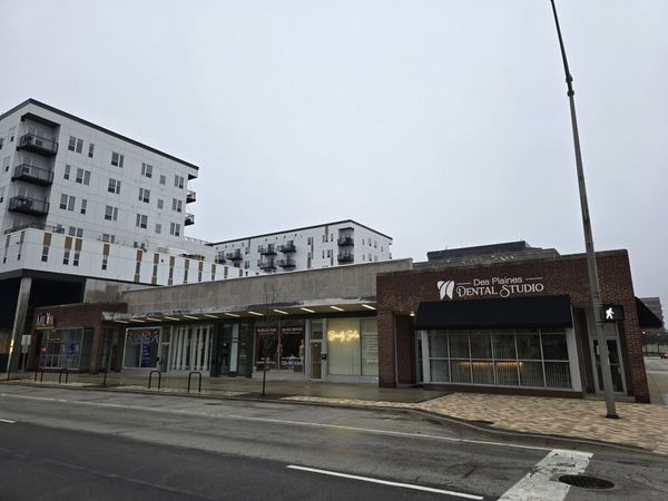 669-685 Graceland Avenue , Des Plaines, IL 60016