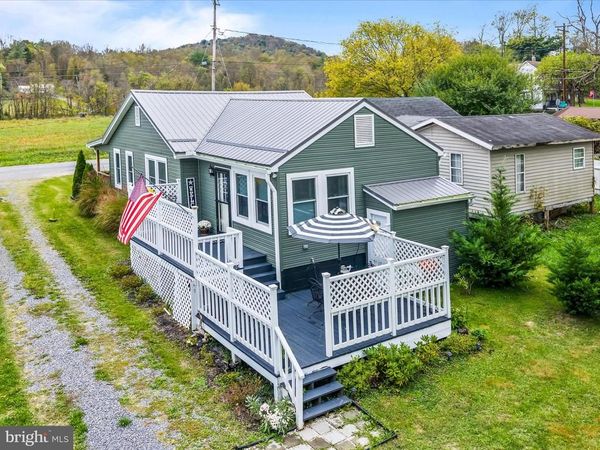 503 HAMMOND STREET, GREAT CACAPON, WV 25422