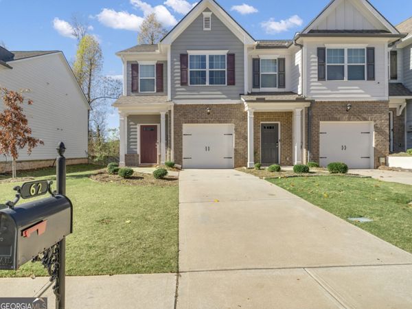 62 Chastain Circle, Newnan, GA 30263