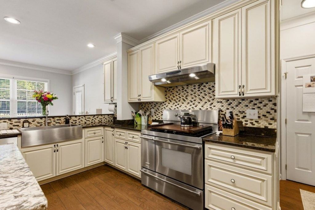 426 Blackberry Ln.  Photo 15