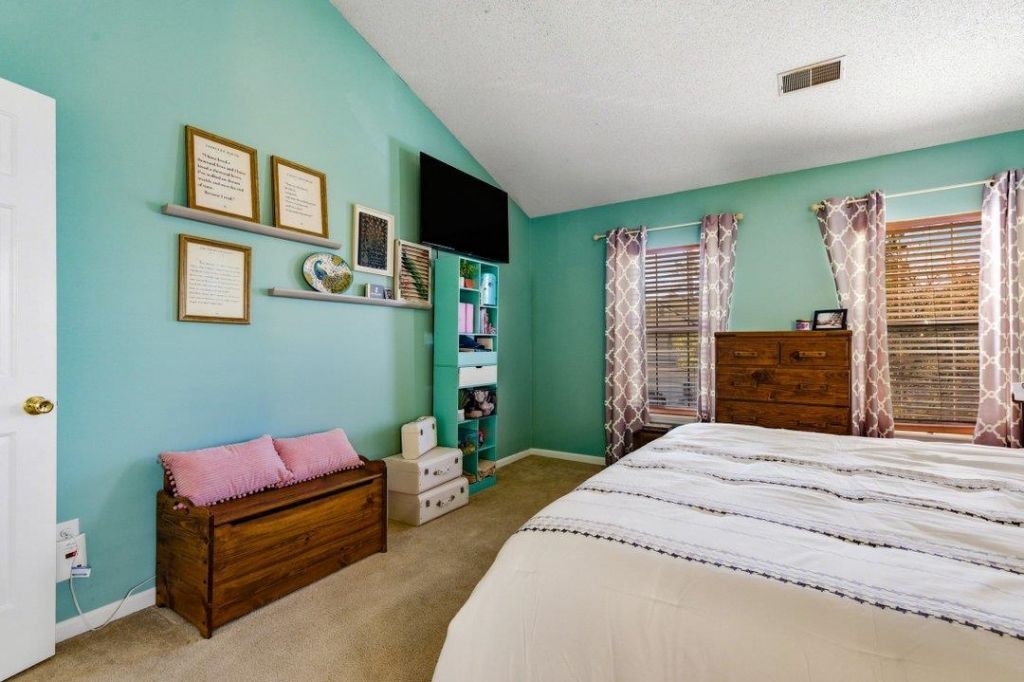 426 Blackberry Ln.  Photo 22