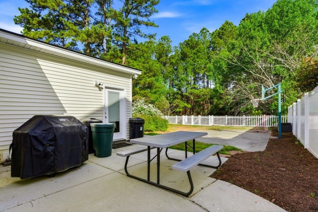 426 Blackberry Ln. Photo 33
