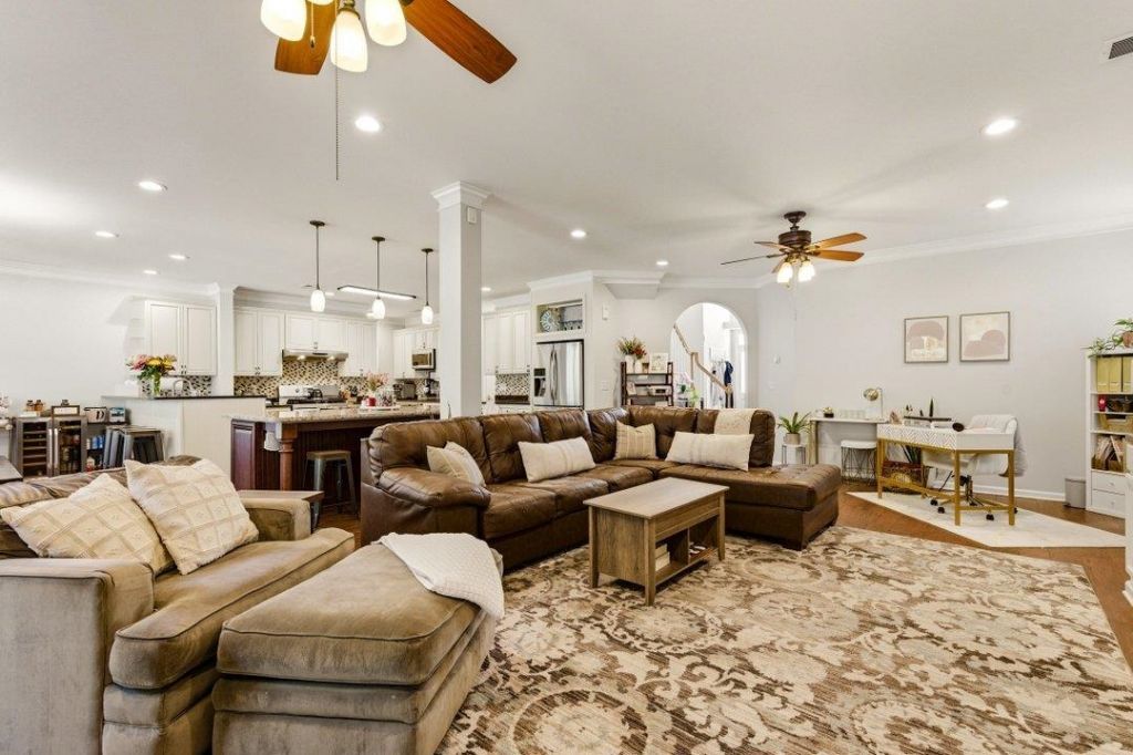 426 Blackberry Ln.  Photo 8