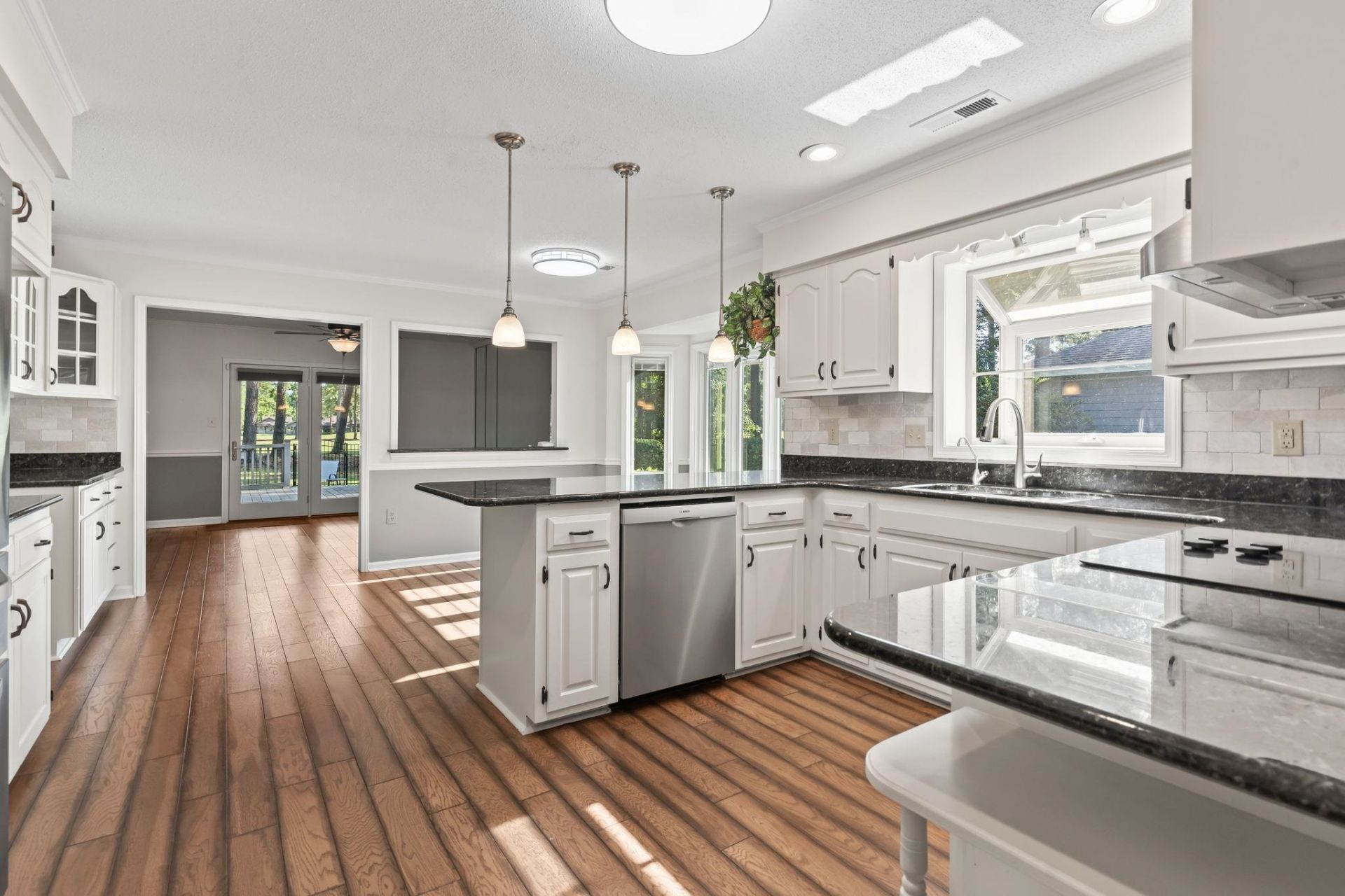 8207 Timber Ridge Rd. Photo 11