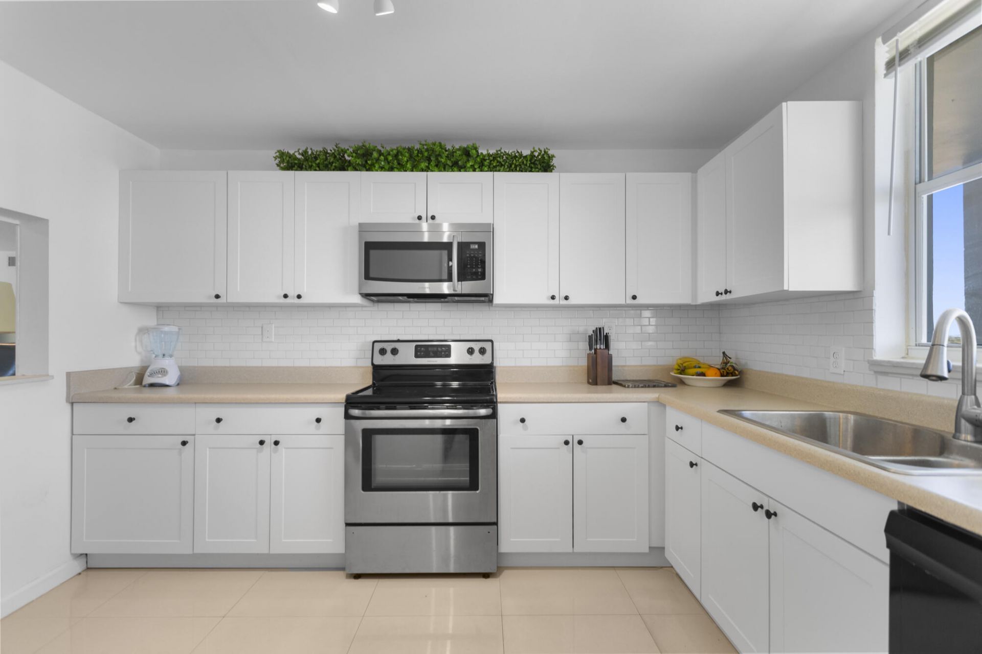 3100 NE 49th Street, Unit 1008, Fort Lauderdale, FL 33308 Photo