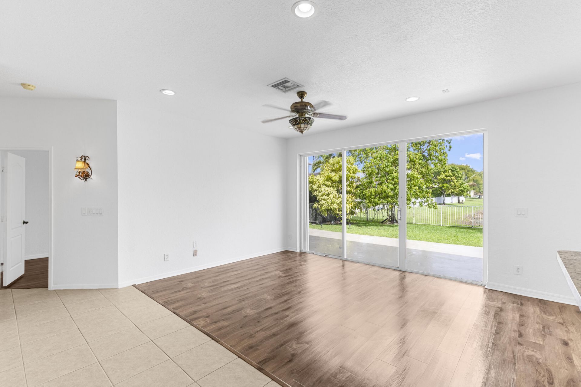 19389 SW 64th Street, Pembroke Pines, FL 33332 Photo