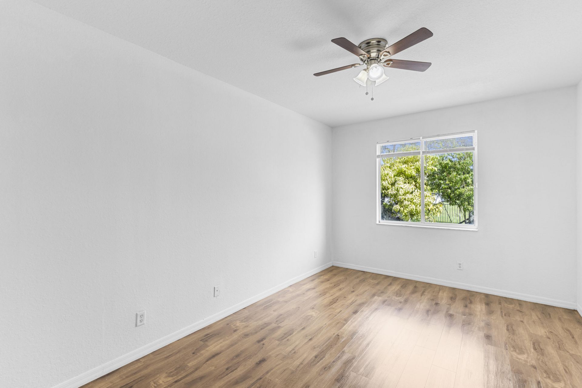 19389 SW 64th Street, Pembroke Pines, FL 33332 Photo