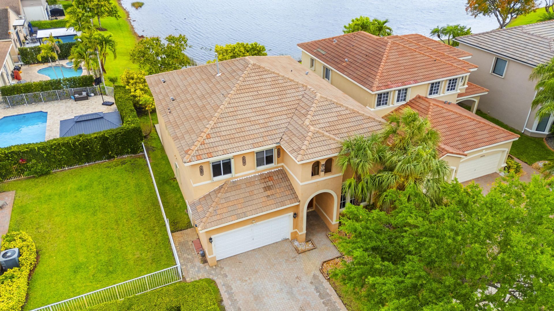 19389 SW 64th Street, Pembroke Pines, FL 33332 Photo