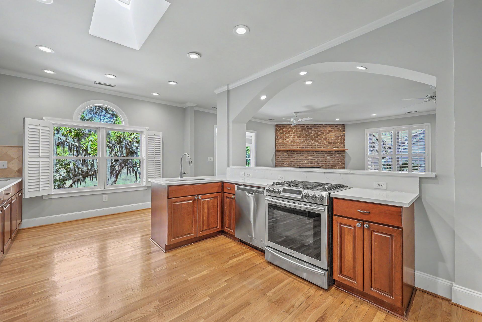 657 N Stiles Drive Photo 19