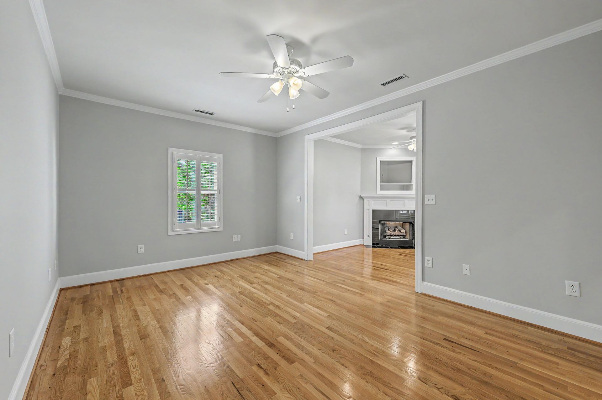 657 N Stiles Drive Photo 23