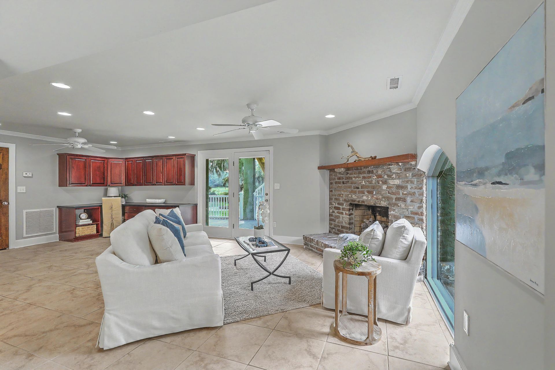 657 N Stiles Drive Photo 41