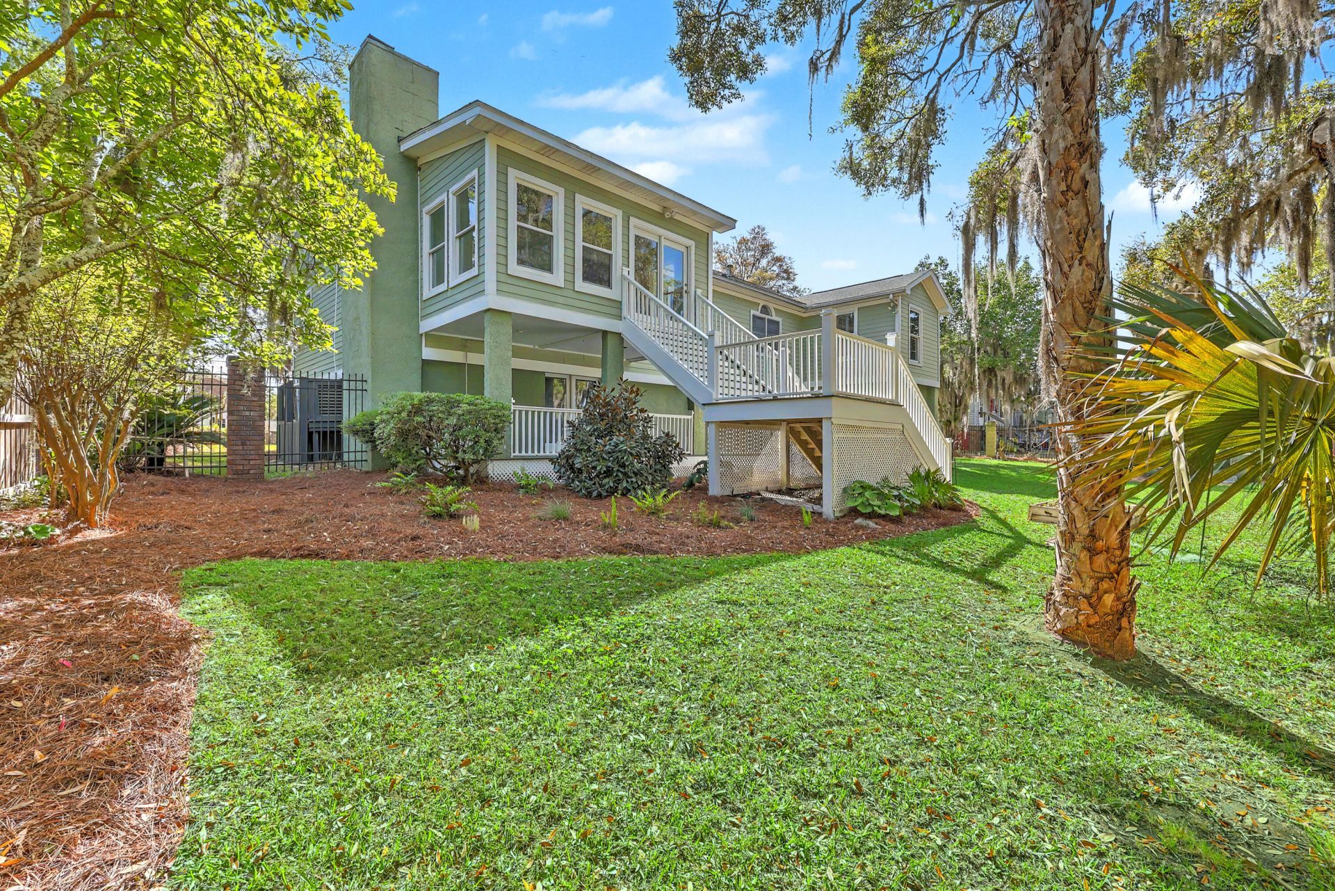 657 N Stiles Drive Photo 54