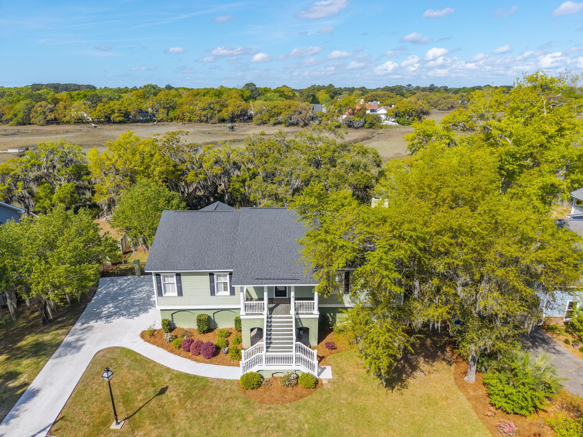 657 N Stiles Drive Photo 57