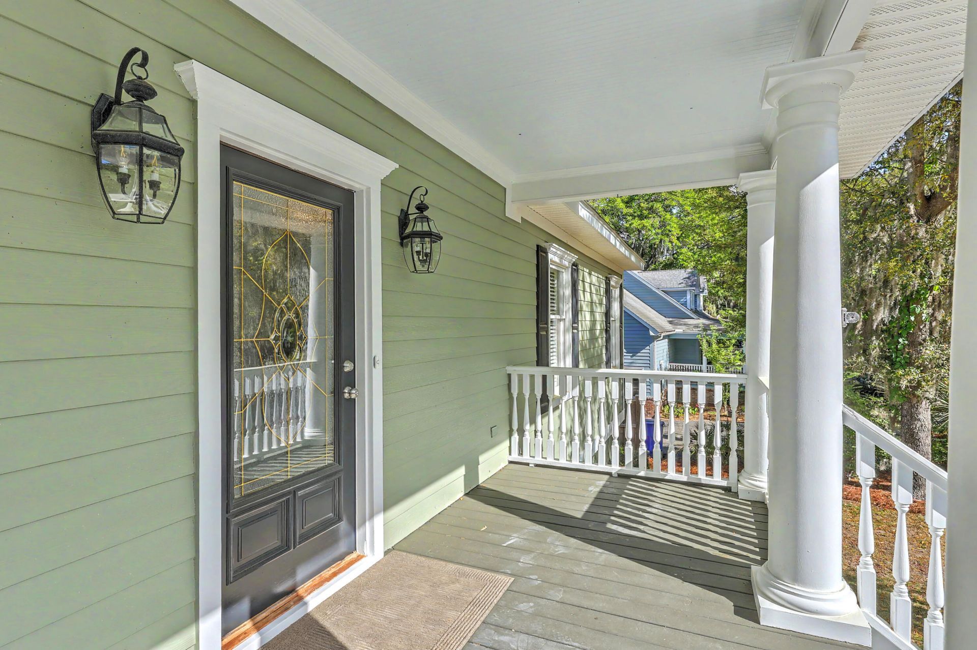 657 N Stiles Drive Photo 6