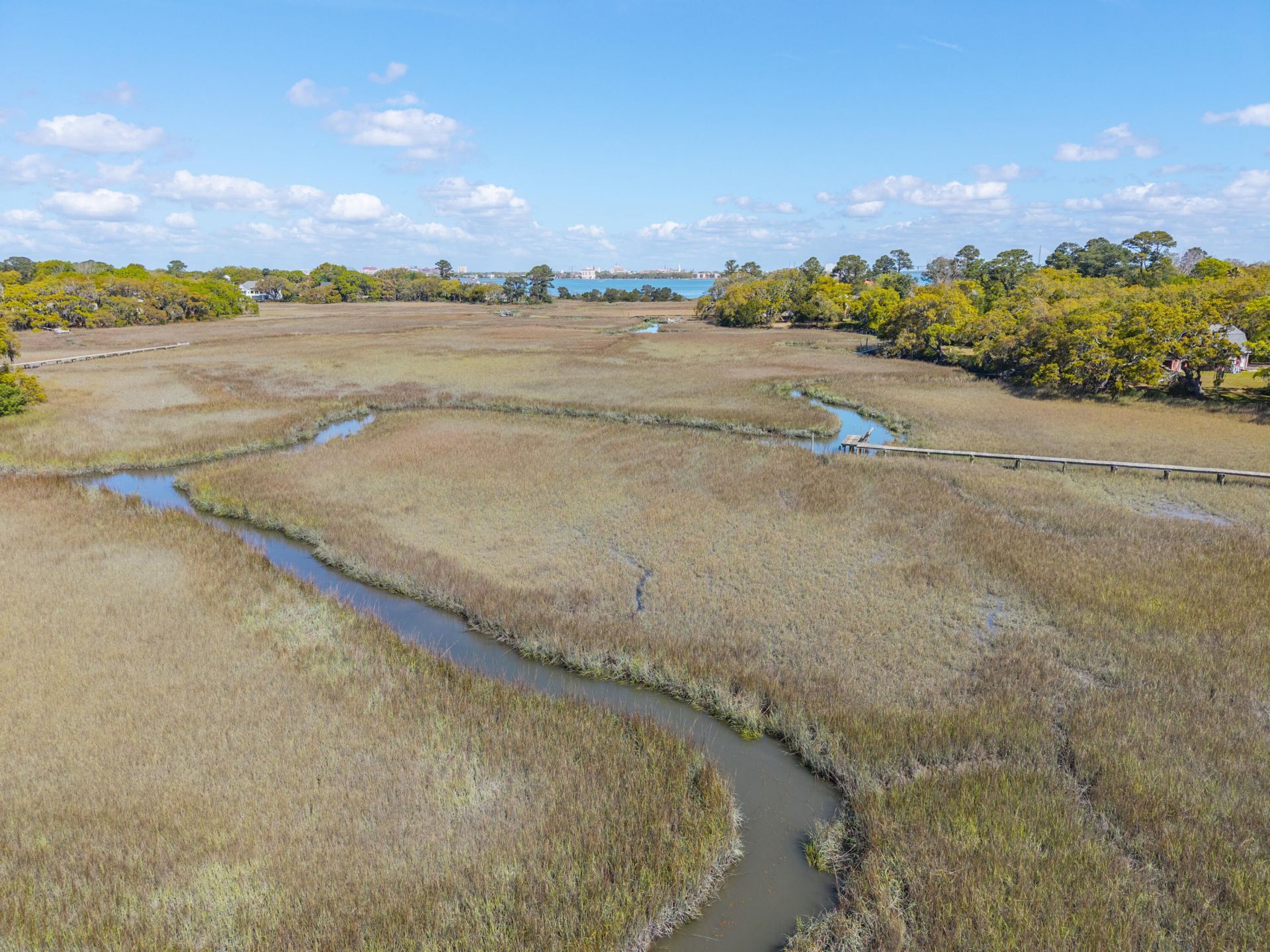 657 N Stiles Drive Photo 74