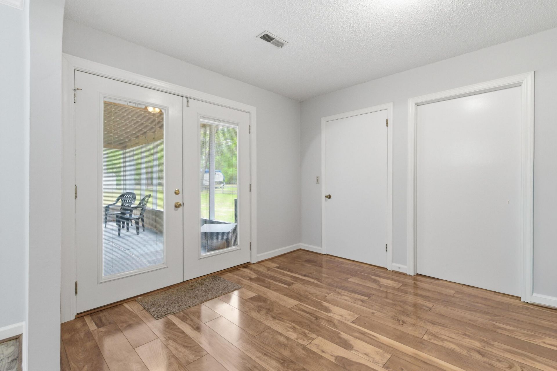 1005 Sanoree Drive Photo 16