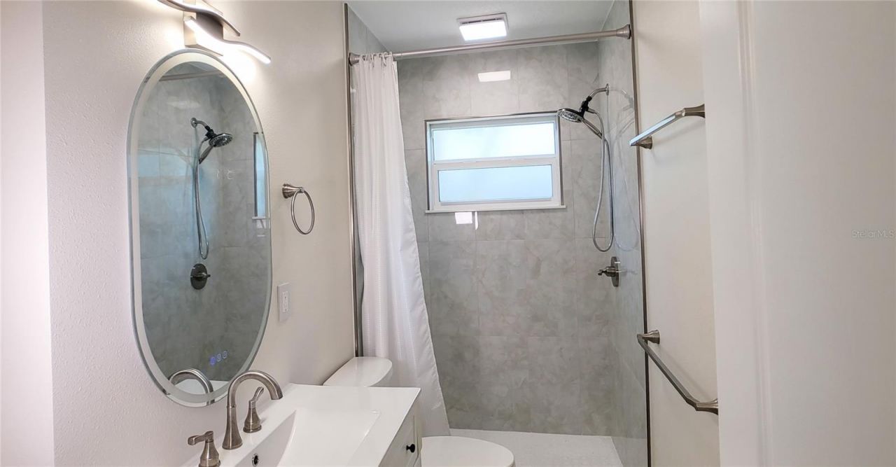 4018 29th Avenue W, Bradenton, FL 34205 Photo