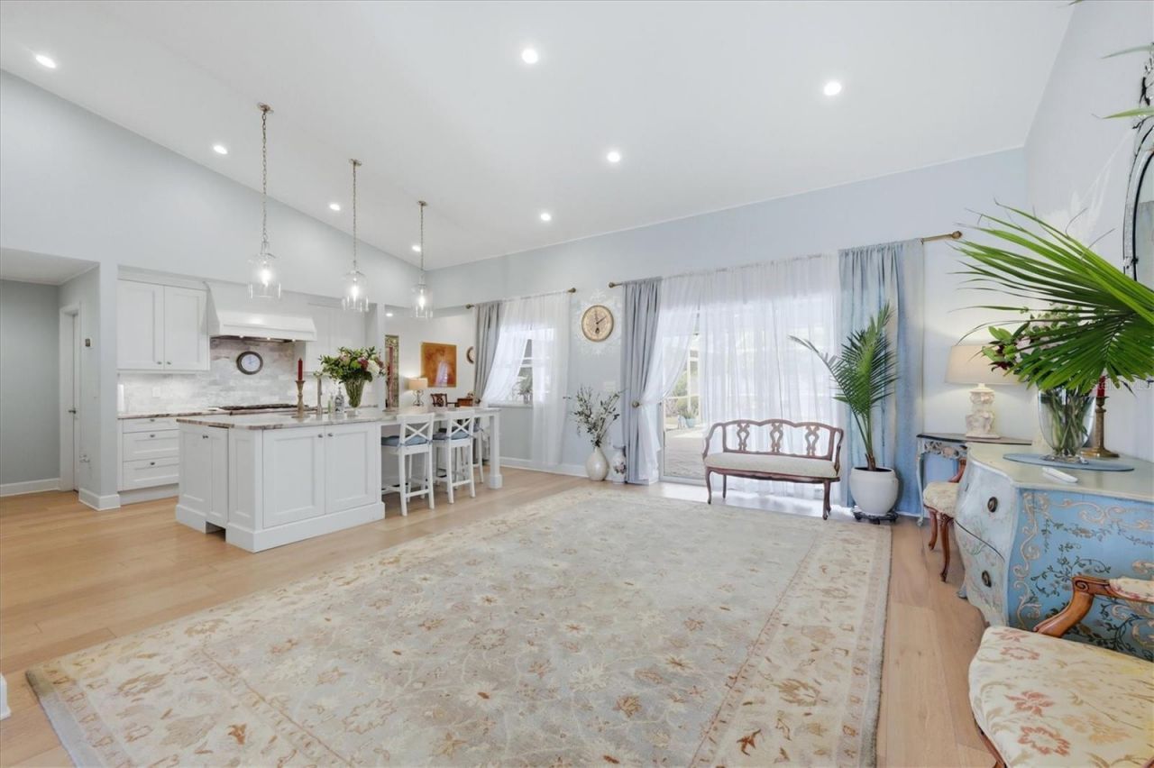 3508 Avenida Madera, Bradenton, FL 34210 Photo